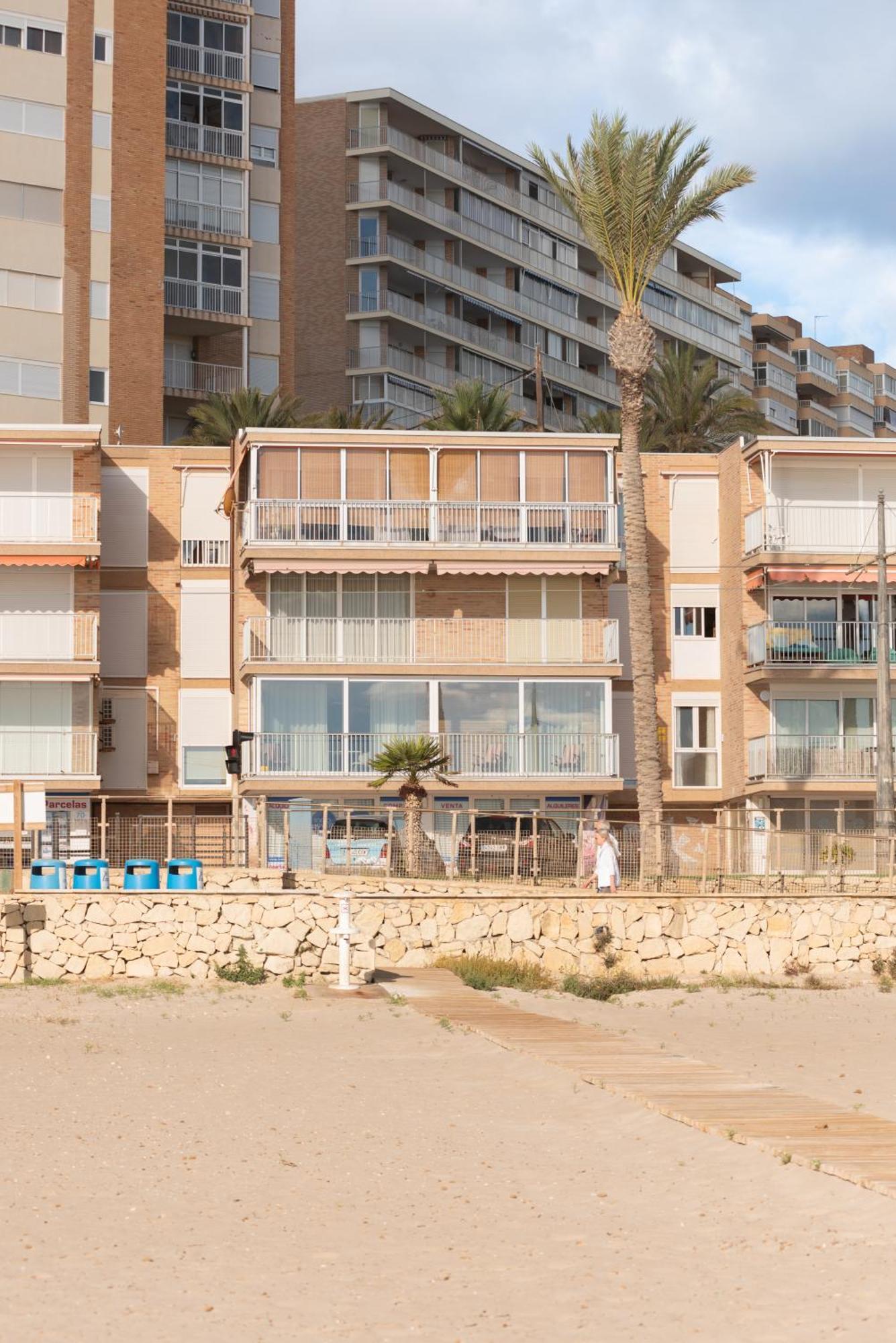 Sohosuites Campello Beach El Campello Bagian luar foto