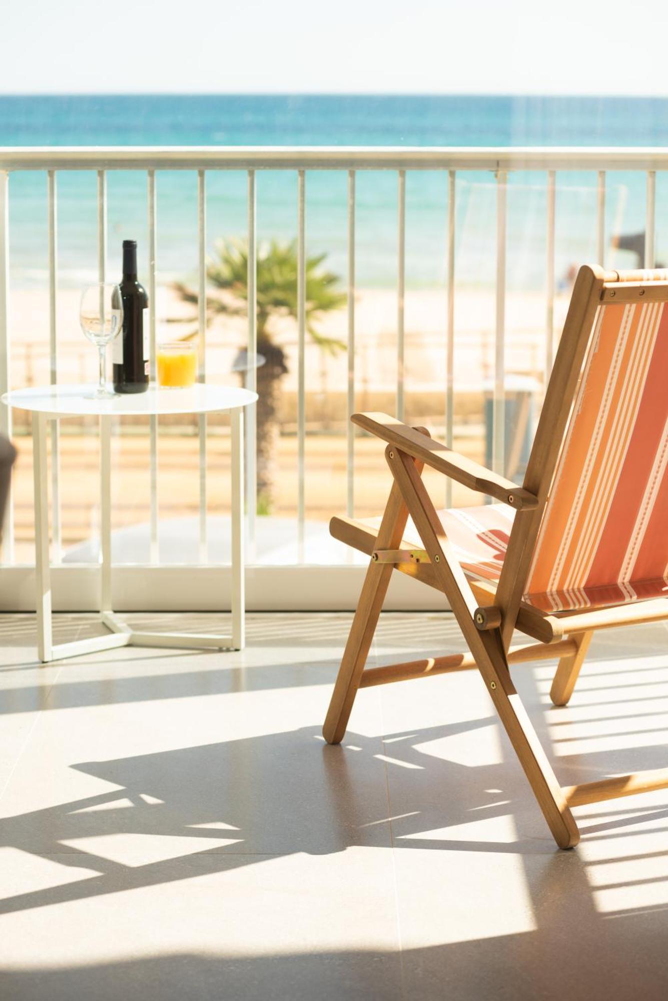 Sohosuites Campello Beach El Campello Bagian luar foto